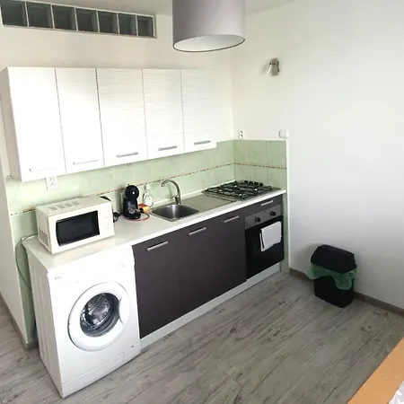 Spacious Flat In Wider Centre Of With Balcony And Free On-street Parking Nitra